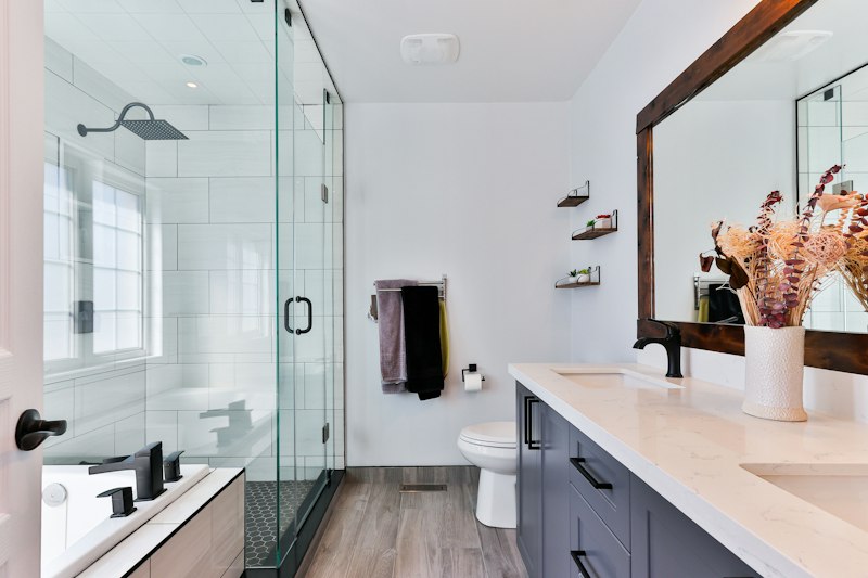 Tiled shower wetroom
